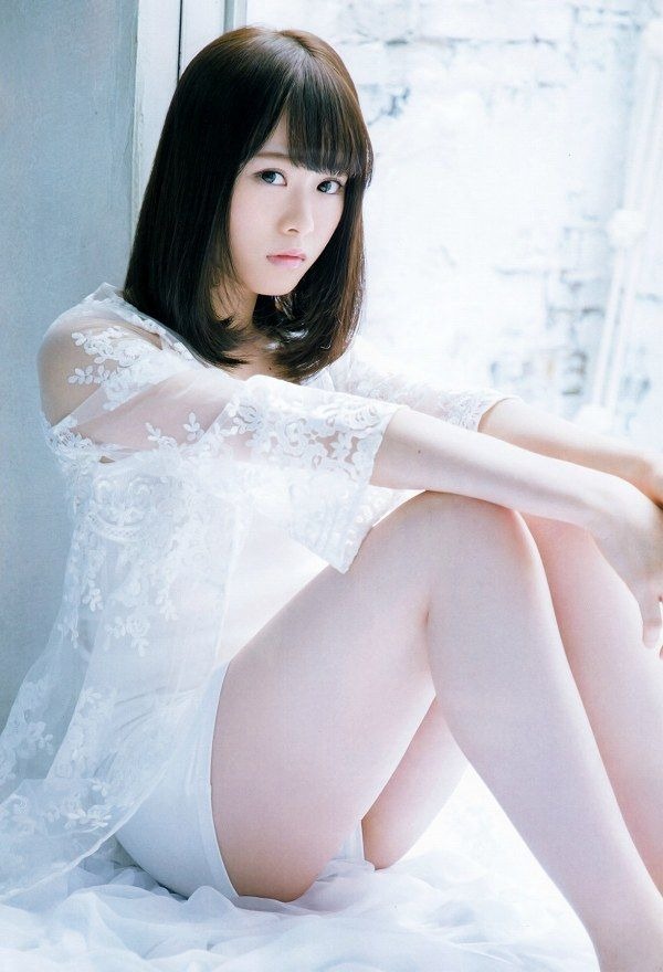 山﨑怜奈 ヌード