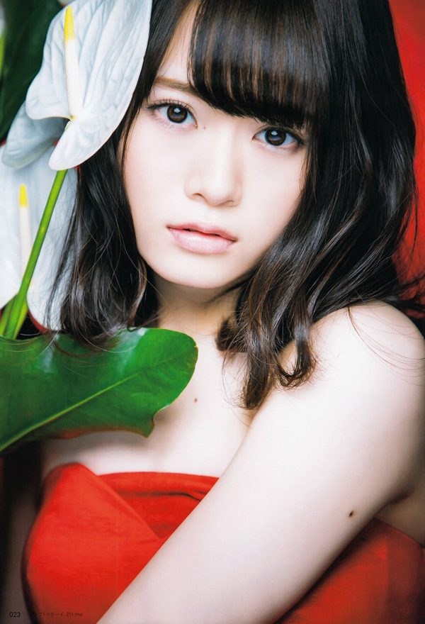 山﨑怜奈 ヌード