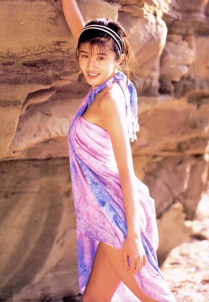 宮内知美 水着
