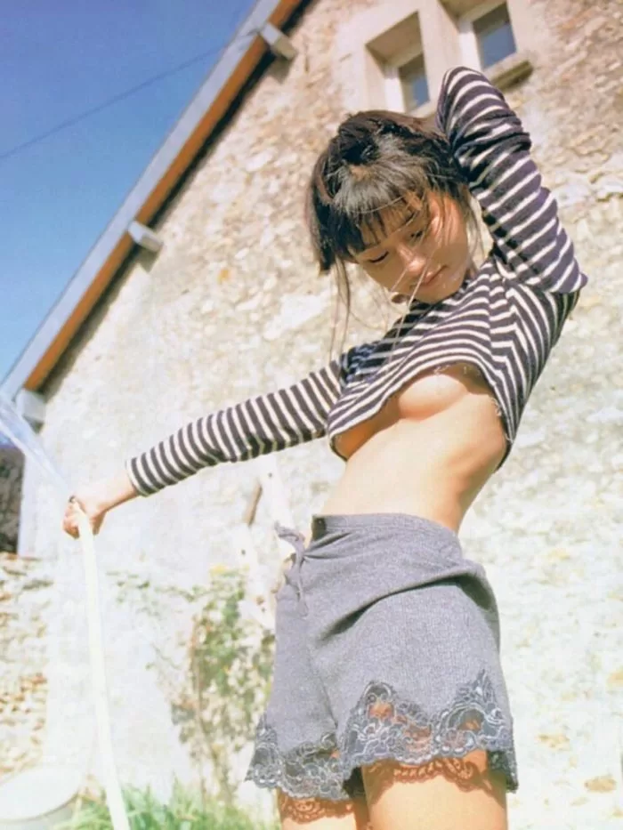 宮内知美 ヌード