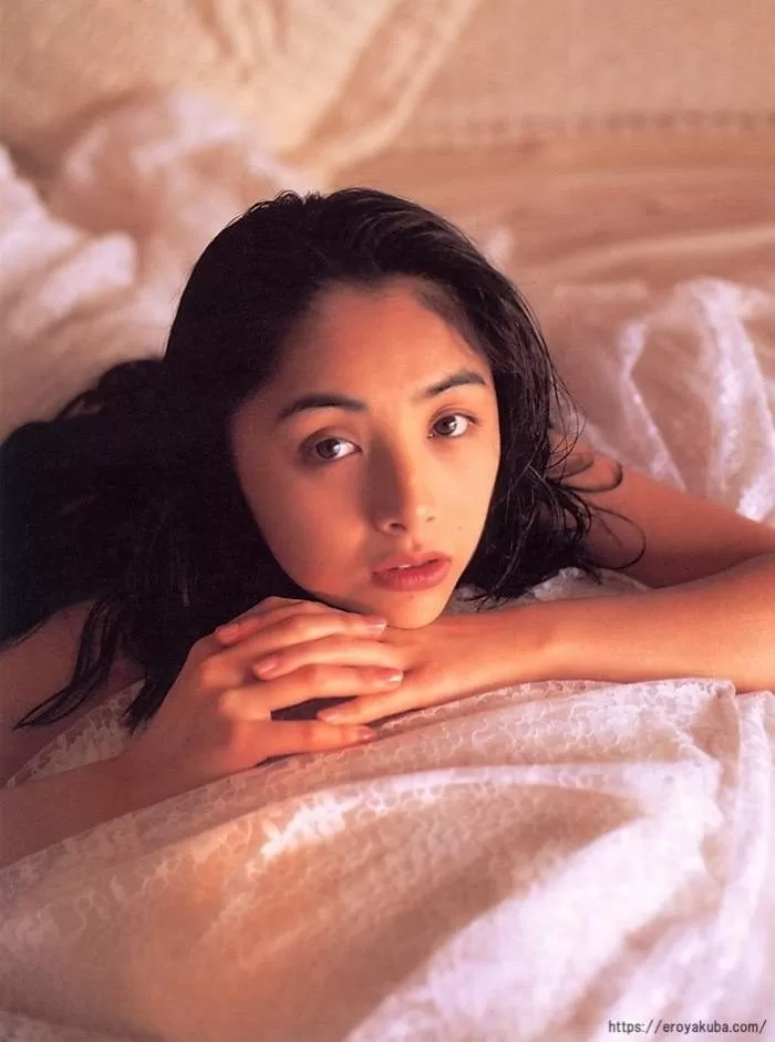 櫻井淳子 ヌード ノーブラ おっぱい 濡れ場 セックス 水着 ビキニ ランジェリー 下着 グラビア 写真集 ショムニ 特命係長 ベッドシーン 乳首