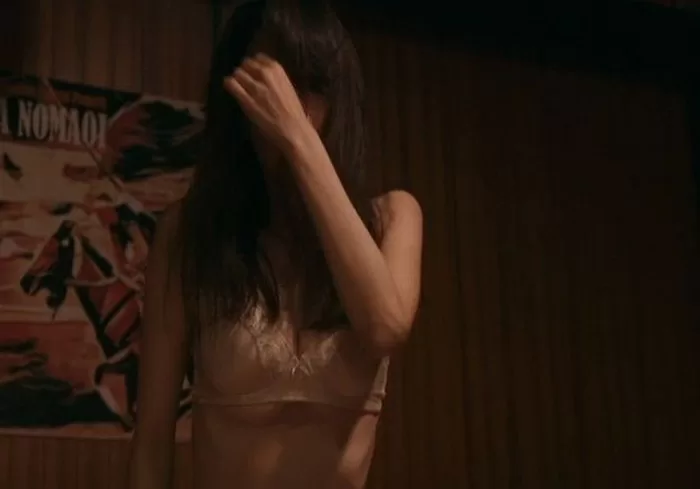 河井青葉 ヌード 濡れ場 おっぱい 乳輪 乳首 セックス 水着 ビキニ ランジェリー 下着 グラビア 写真集