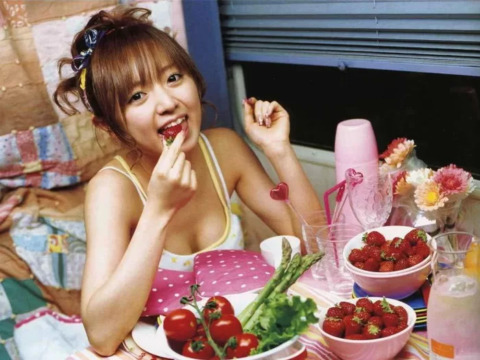 紺野あさ美 水着 ビキニ ランジェリー 下着 グラビア 写真集 モーニング娘。 モー娘。 ハロプロ ハロー!プロジェクト フリーアナウンサー 女子アナ