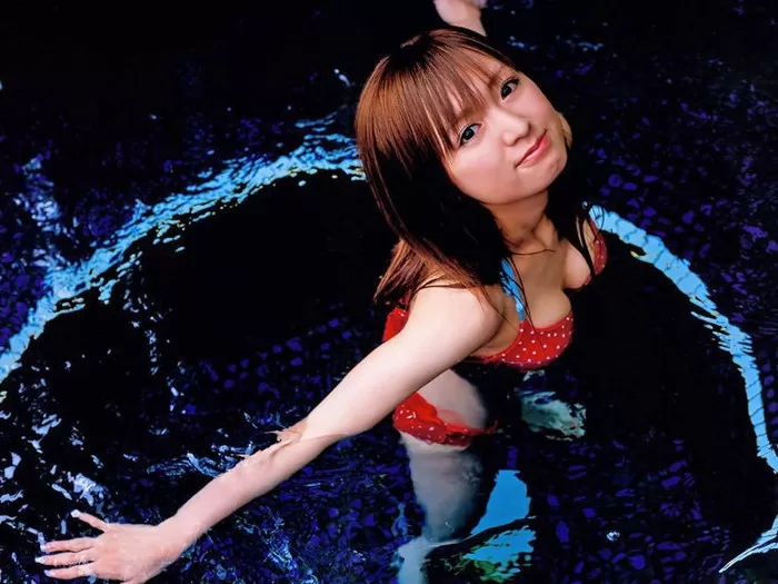 紺野あさ美 水着 ビキニ ランジェリー 下着 グラビア 写真集 モーニング娘。 モー娘。 ハロプロ ハロー!プロジェクト フリーアナウンサー 女子アナ