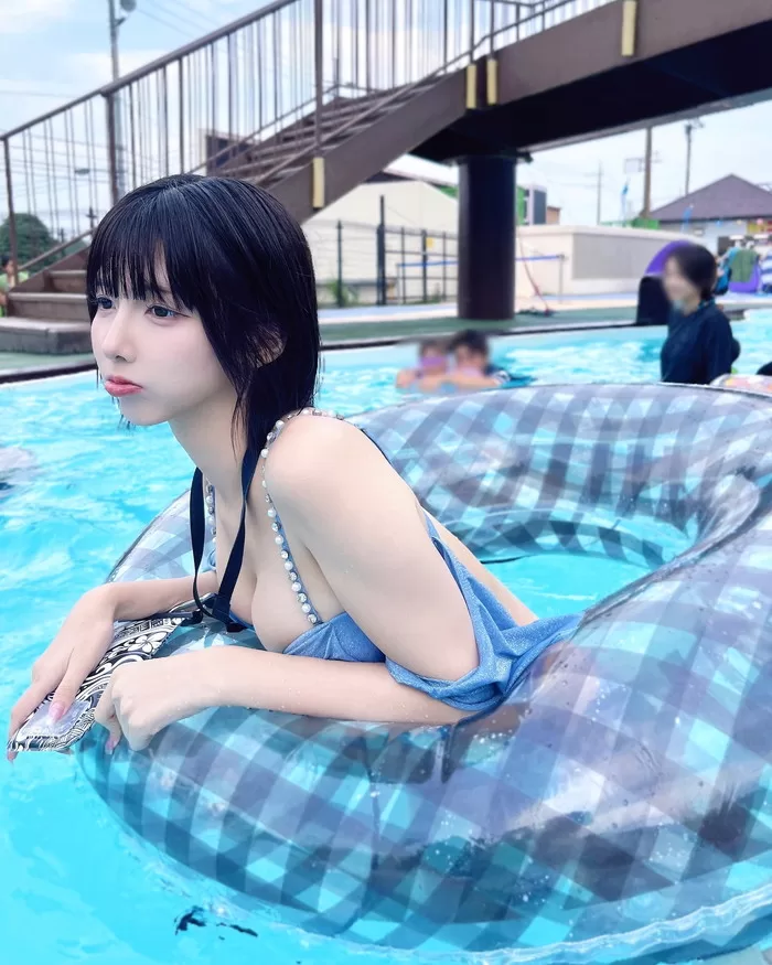 月埜ヒスイ 水着 ビキニ ランジェリー 下着 グラビア 写真集 北半球地下アイドル最強ビジュアル 北半球を代表する美女兼美少女 RAViDAVi アンスリューム コスプレ