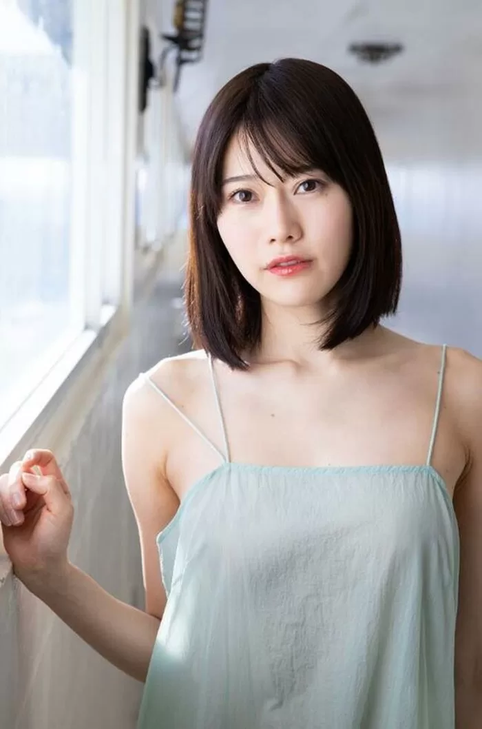桃里れあ ヌード 濡れ場 水着 ビキニ ランジェリー 下着 グラビア 写真集 日本一エッチな看護師 現役ナース レースクイーン プール撮影会