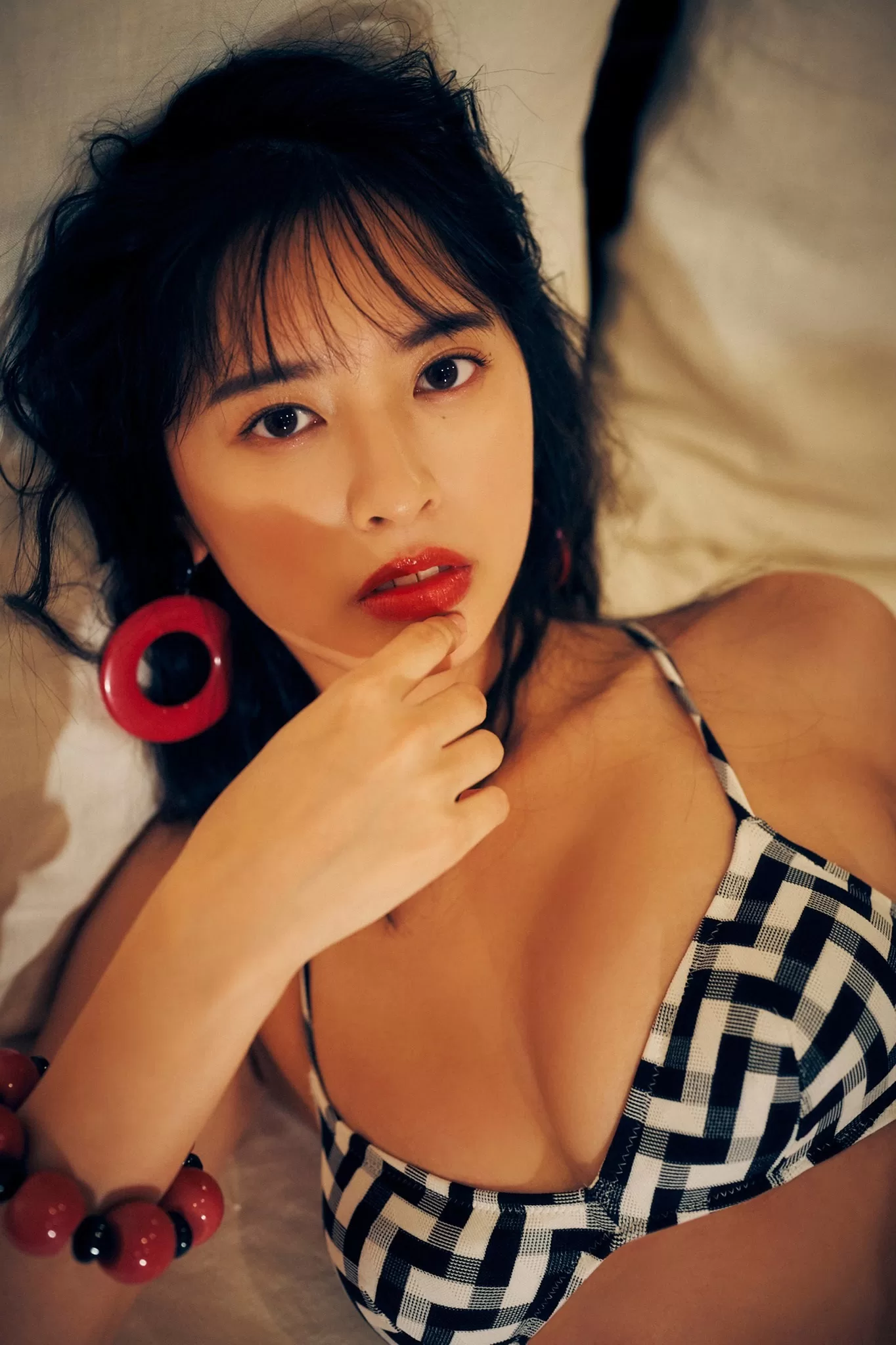 大槻りこ 水着 ビキニ ランジェリー 下着 グラビア 写真集 大槻理子 劇団4ドル50セント劇団員 アイドル PiiiiiiiN 衛星とカラテア ミスマガジン2020 審査員特別賞