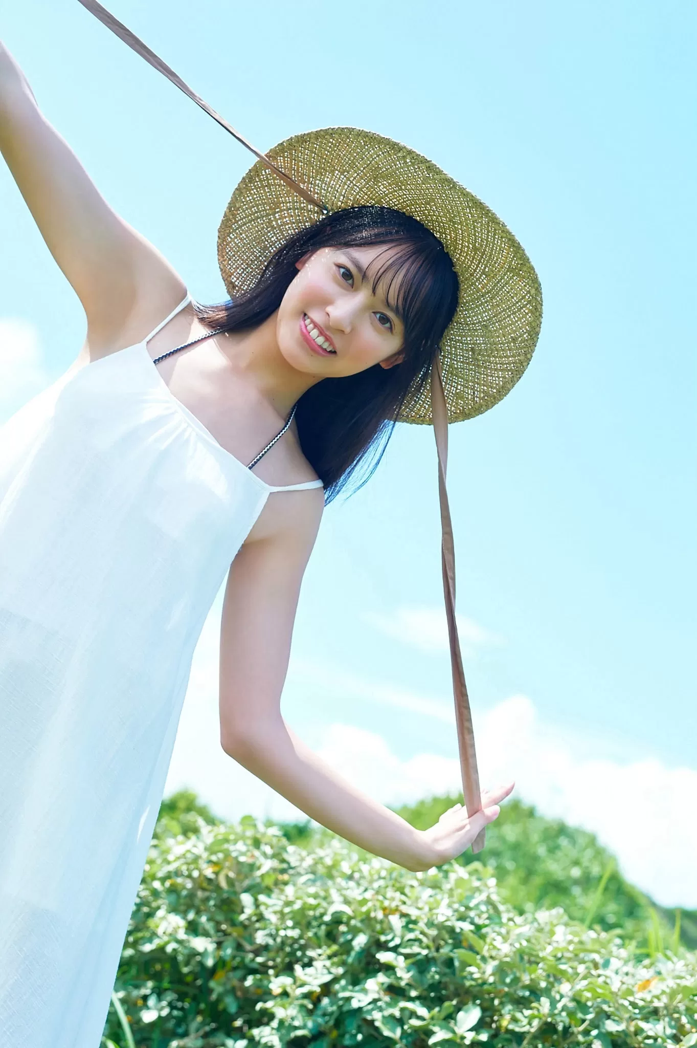 大槻りこ 水着 ビキニ ランジェリー 下着 グラビア 写真集 大槻理子 劇団4ドル50セント劇団員 アイドル PiiiiiiiN 衛星とカラテア ミスマガジン2020 審査員特別賞