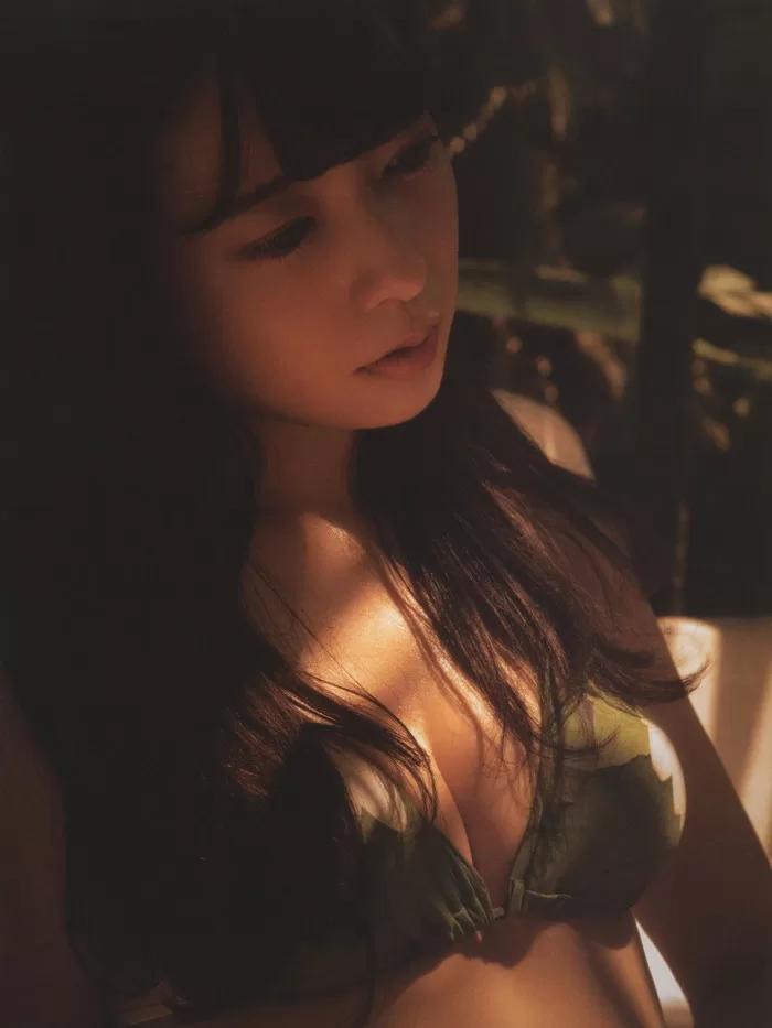 斉藤優里 ヌード 手ブラヌード 濡れ場 水着 ビキニ ランジェリー 下着 グラビア 写真集 乃木坂46 たまごクラブ ひよこクラブ モデルデビュー