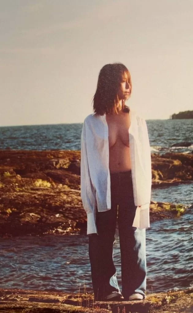 長濱ねる　スケ乳首　おっぱい　エロ