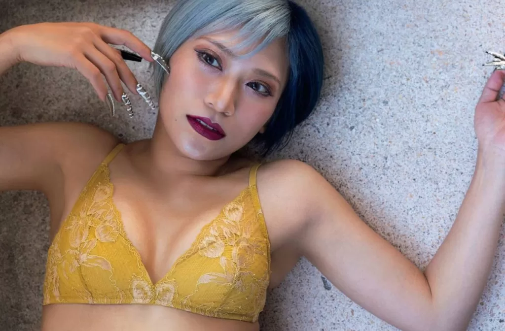 ぱーてぃーちゃん信子　おっぱい