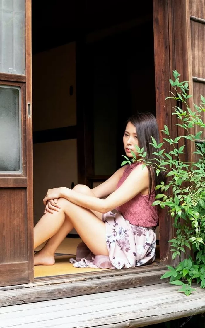 通野未帆 ヌード 濡れ場 水着 ビキニ ランジェリー 下着 グラビア 写真集 AV女優