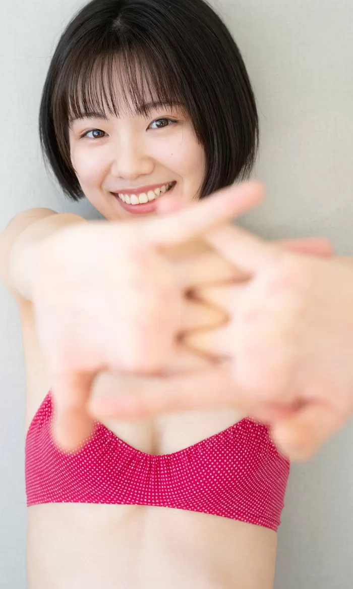 竹内詩乃 水着 ビキニ ランジェリー 下着 グラビア 写真集