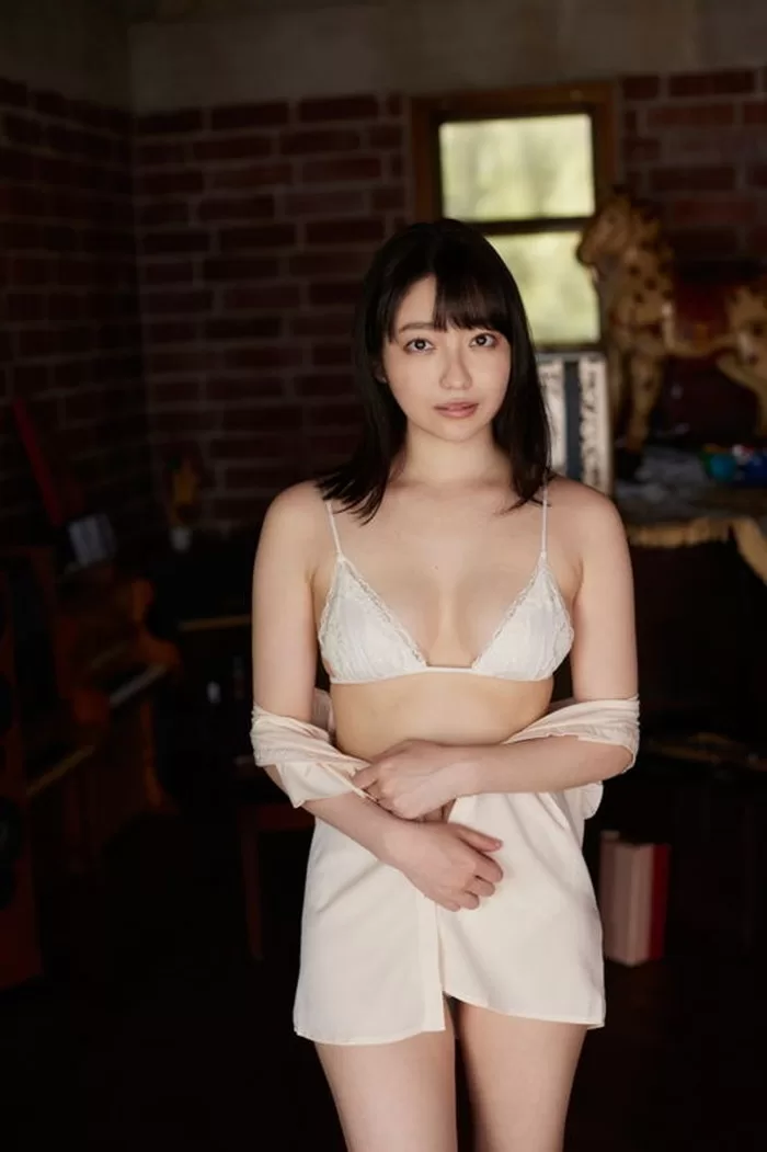 鈴木ゆうは 水着 ビキニ ランジェリー 下着 グラビア 写真集 ピアニスト ミスヤングマガジン2018ファイナリスト