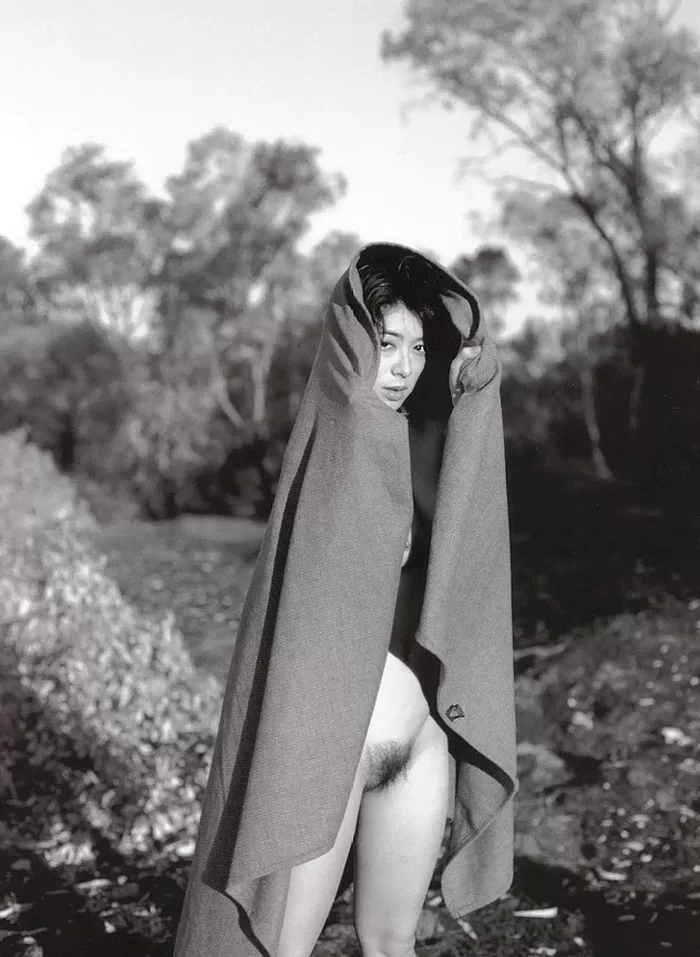 板谷祐三子 ヌード 濡れ場 水着 ビキニ ランジェリー 下着 グラビア 写真集