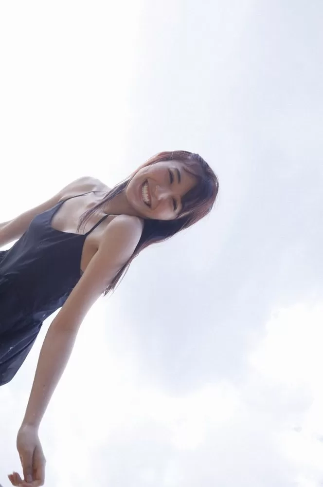 吉井美優 水着 ビキニ ランジェリー 下着 グラビア 写真集 26時のマスカレイド ニジマス