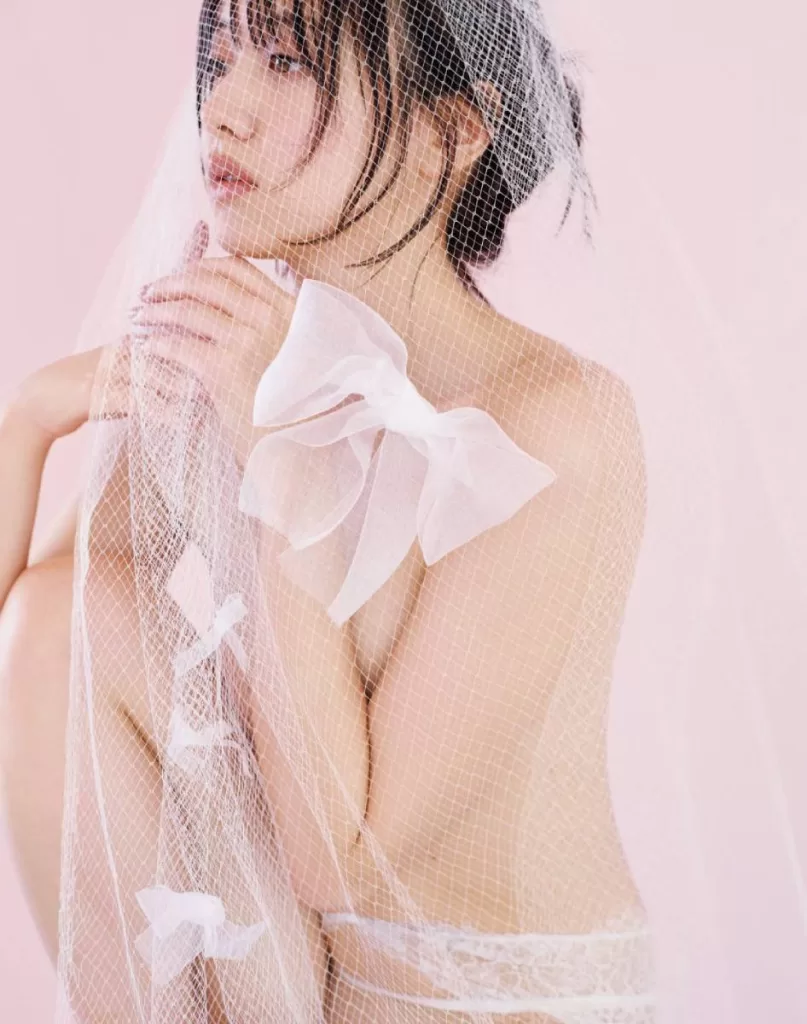 森香澄　下乳