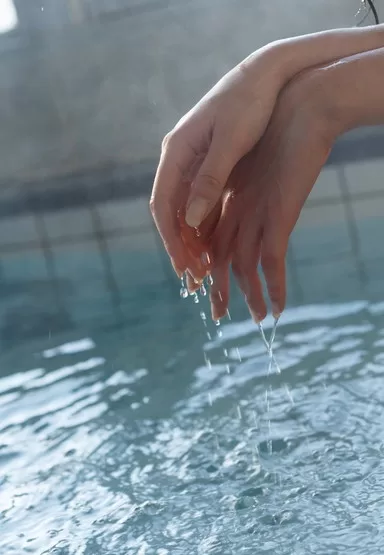 坂咲みほ ヌード 濡れ場 水着 ビキニ ランジェリー 下着 グラビア 写真集 AV女優 みほの 坂口みほの コスプレネーム 桜めい めい コミケ 妖狐×僕SS ヒロイン 凛々蝶
