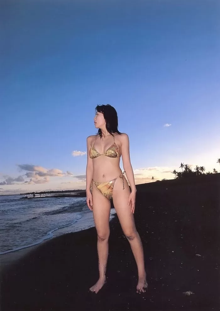 瀬戸由衣 ヘアヌード ヌード 濡れ場 水着 ビキニ ランジェリー 下着 グラビア 写真集 AV女優