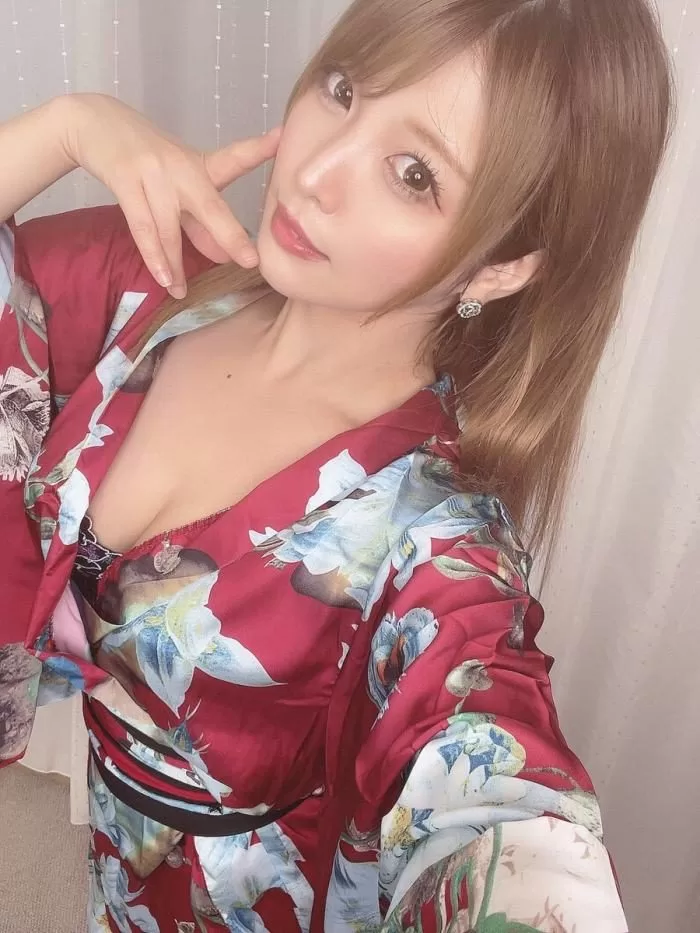 新村あかり ヘアヌード ヌード 濡れ場 水着 ビキニ ランジェリー 下着 グラビア 写真集 AV女優