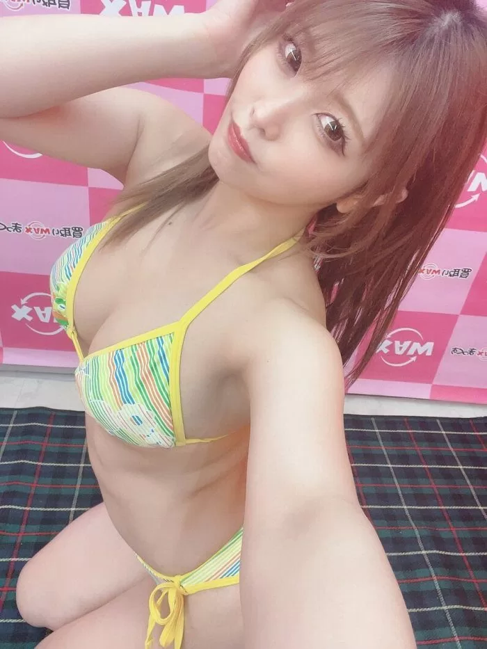 新村あかり ヘアヌード ヌード 濡れ場 水着 ビキニ ランジェリー 下着 グラビア 写真集 AV女優