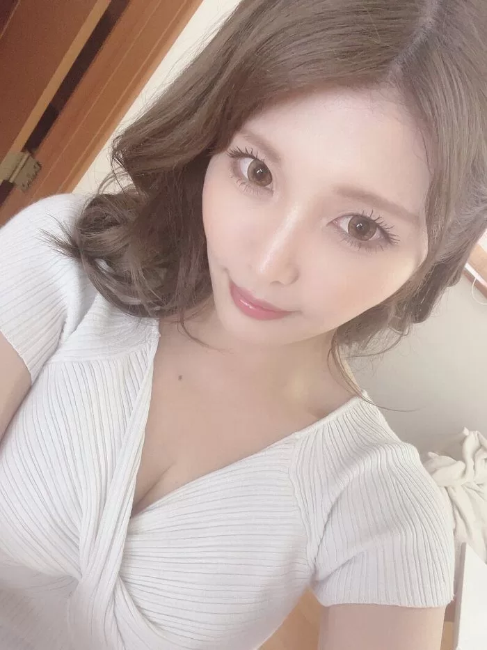 新村あかり ヘアヌード ヌード 濡れ場 水着 ビキニ ランジェリー 下着 グラビア 写真集 AV女優