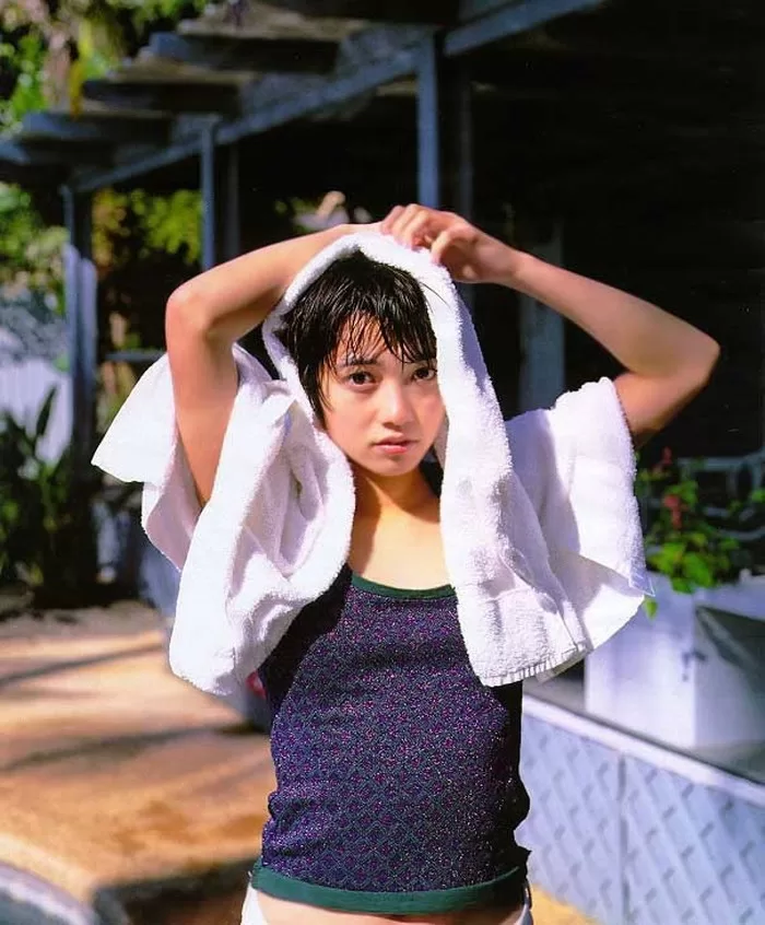 遠藤久美子 ヌード 濡れ場 水着 ビキニ ランジェリー 下着 グラビア 写真集