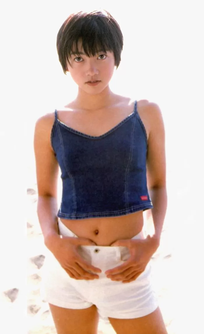 遠藤久美子 ヌード 濡れ場 水着 ビキニ ランジェリー 下着 グラビア 写真集