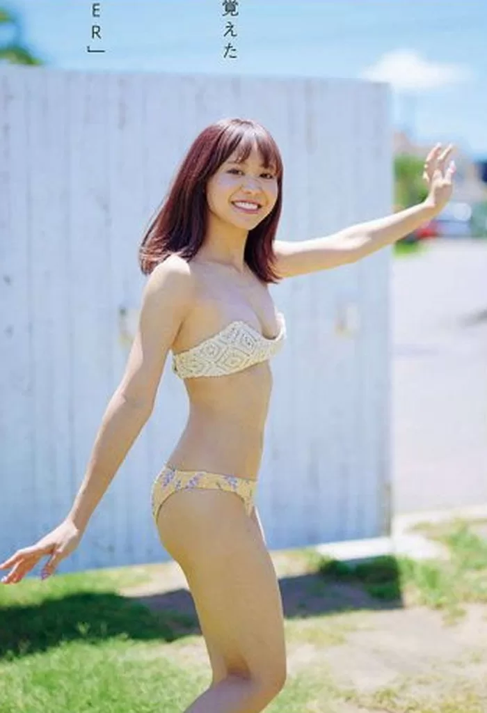 仲川瑠夏 水着 ビキニ ランジェリー 下着 グラビア 写真集 FRUITS ZIPPER ふるっぱー