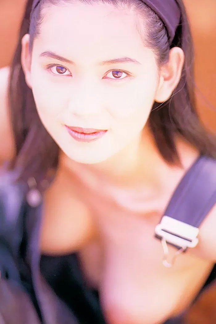 盛本真理子 ヘアヌード ヌード 濡れ場 水着 ビキニ ランジェリー 下着 グラビア 写真集