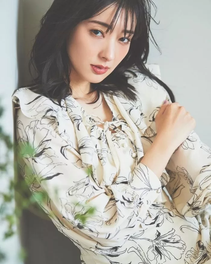 宮本茉由 水着 ビキニ ランジェリー 下着 グラビア 写真集 ミス実践女子 CanCam