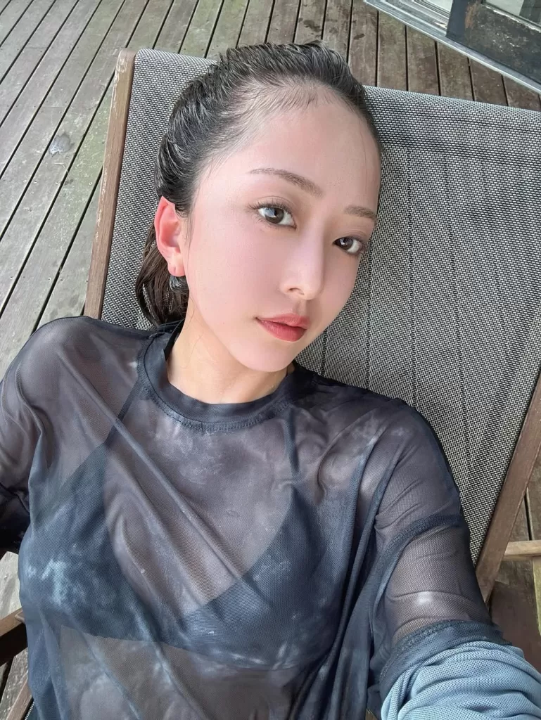 みりちゃむ　おっぱい