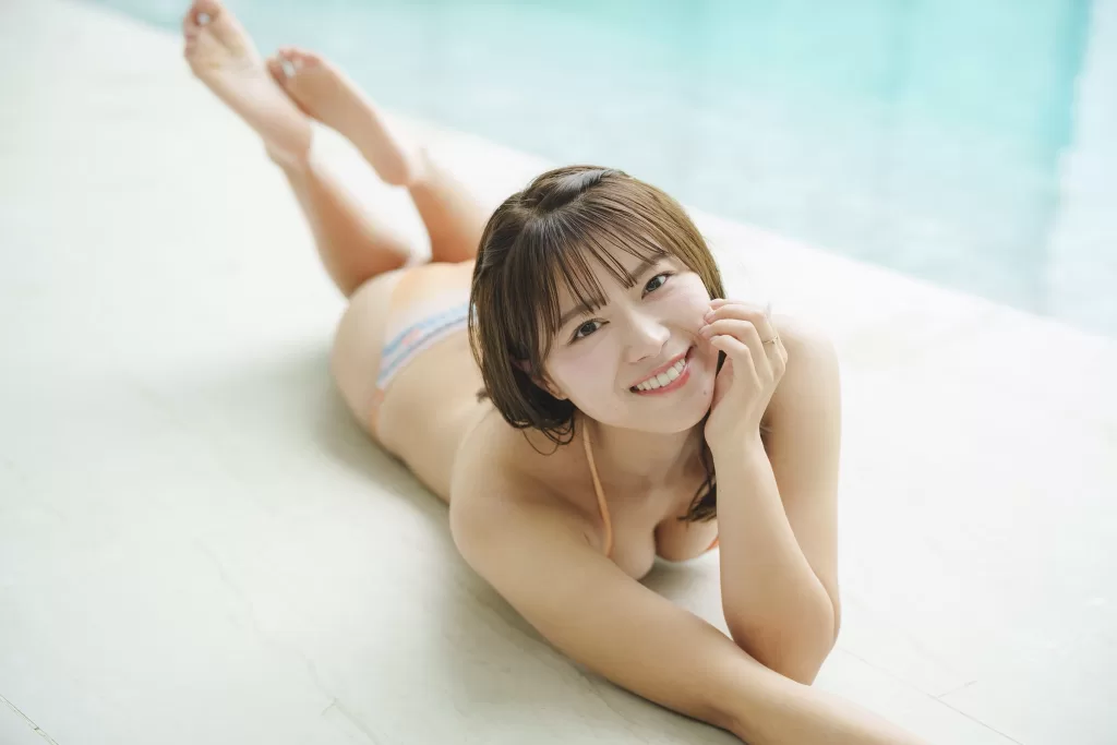 山内鈴蘭　おっぱい