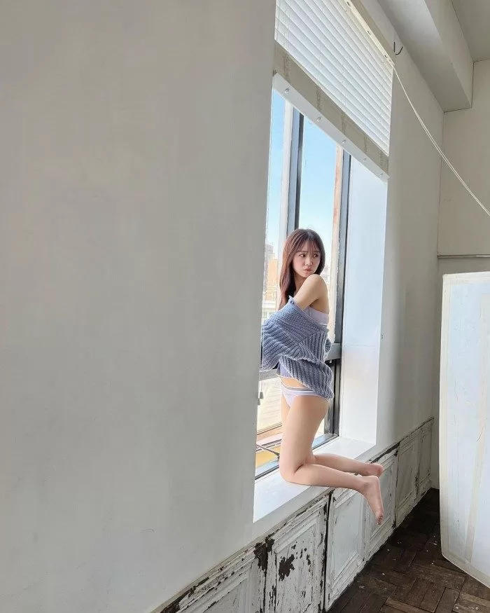 真下華穂 水着 ビキニ ランジェリー 下着 グラビア 写真集 NGT48 卒業 芸能界 引退