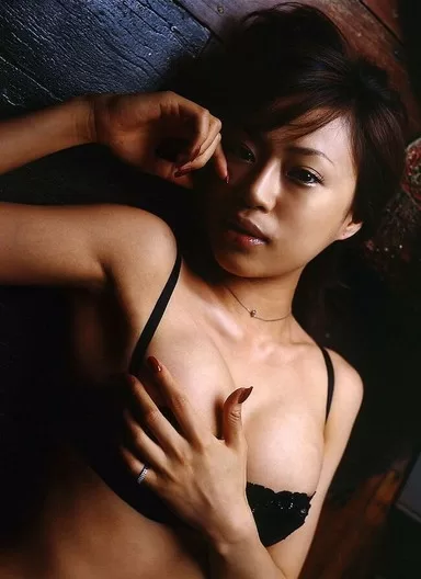 浅田好未 ヌード 濡れ場 水着 ビキニ ランジェリー 下着 グラビア 写真集 だっちゅーの パイレーツ 新ボキャブラ天国