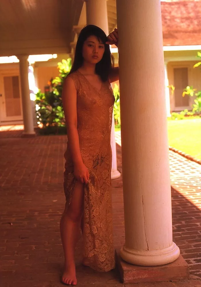 中村通代 ヘアヌード ヌード 濡れ場 水着 ビキニ ランジェリー 下着 グラビア 写真集 ミス・ジュニア日本 ミスマガジン ロッテCMアイドルは君だ!コンテスト 涙色ジクソーパズル ヌード写真集 MIEEちゃん