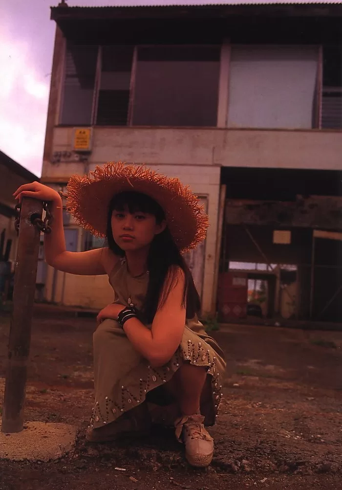 中村通代 ヘアヌード ヌード 濡れ場 水着 ビキニ ランジェリー 下着 グラビア 写真集 ミス・ジュニア日本 ミスマガジン ロッテCMアイドルは君だ!コンテスト 涙色ジクソーパズル ヌード写真集 MIEEちゃん