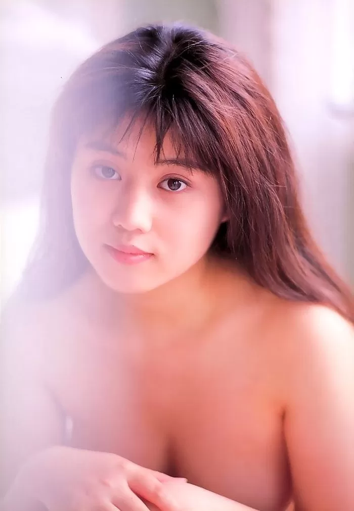 中村通代 ヘアヌード ヌード 濡れ場 水着 ビキニ ランジェリー 下着 グラビア 写真集 ミス・ジュニア日本 ミスマガジン ロッテCMアイドルは君だ!コンテスト 涙色ジクソーパズル ヌード写真集 MIEEちゃん