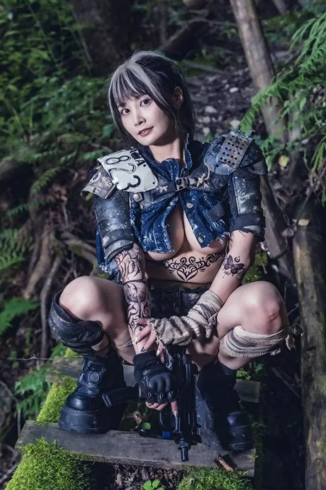 赤羽もも 水着 ビキニ ランジェリー 下着 グラビア 写真集 コスプレ サバゲ 野球 バッティング ポーカー アニメソング DJ