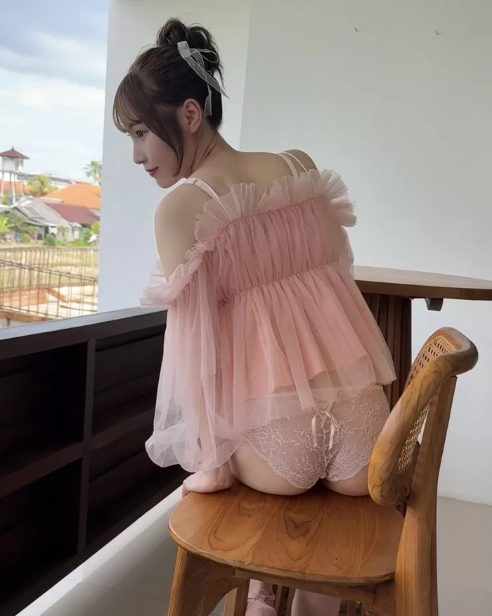 川越紗彩 水着 ビキニ ランジェリー 下着 グラビア 写真集 NGT48 卒業 インフルエンサー ライバー