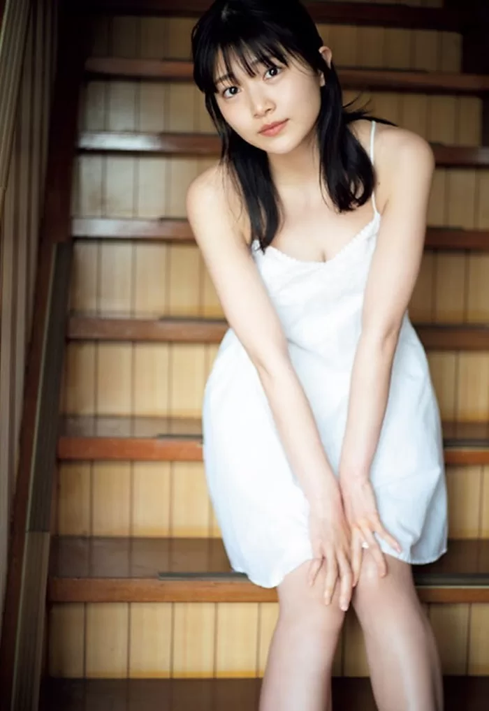 斎藤さらら 水着 ビキニ ランジェリー 下着 グラビア 写真集