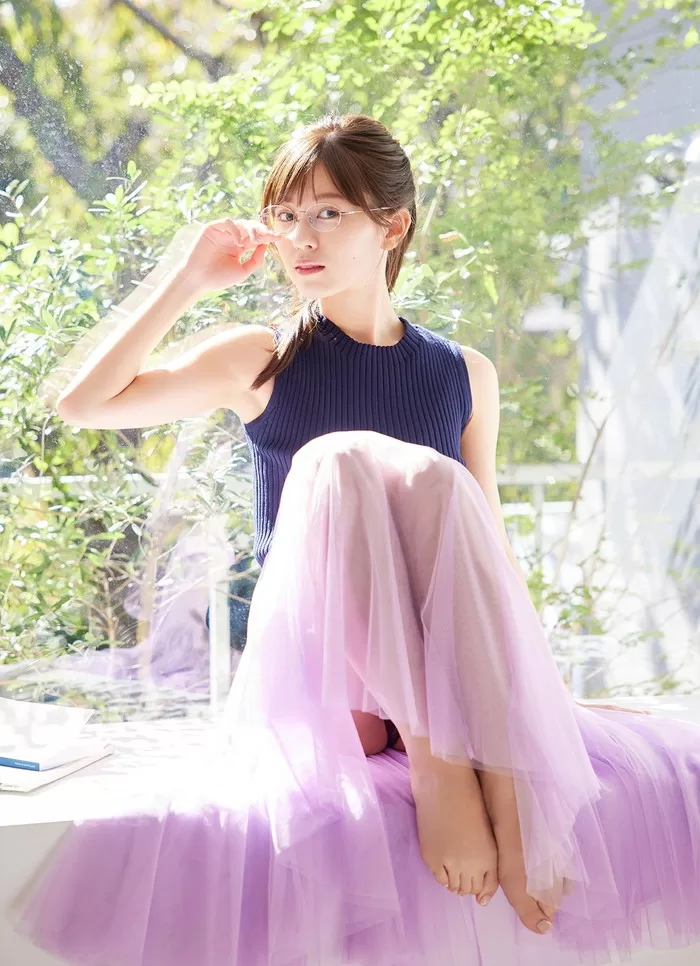 石崎日梨 水着 ビキニ ランジェリー 下着 グラビア 写真集