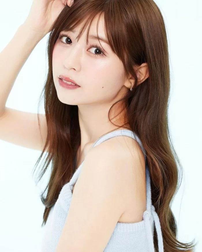 石崎日梨 水着 ビキニ ランジェリー 下着 グラビア 写真集
