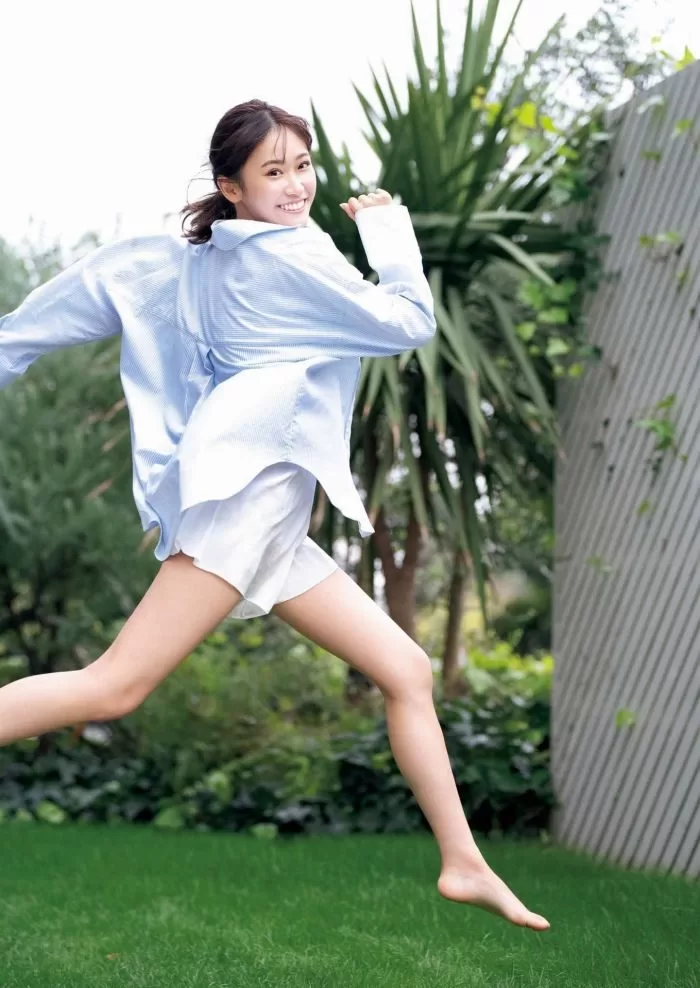 嶺百花 水着 ビキニ ランジェリー 下着 グラビア 写真集 第53回ミス日本コンテスト 準グランプリ 水の天使受賞 お天気リポーター テレビ東京 アナウンサー テレ東 女子アナ