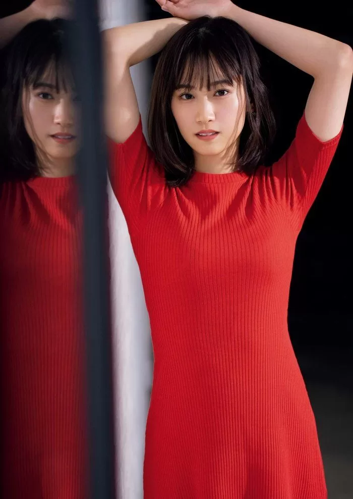 嶺百花 水着 ビキニ ランジェリー 下着 グラビア 写真集 第53回ミス日本コンテスト 準グランプリ 水の天使受賞 お天気リポーター テレビ東京 アナウンサー テレ東 女子アナ