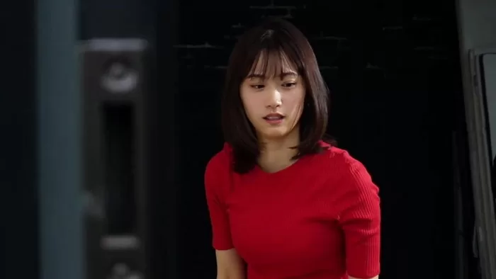 嶺百花 水着 ビキニ ランジェリー 下着 グラビア 写真集 第53回ミス日本コンテスト 準グランプリ 水の天使受賞 お天気リポーター テレビ東京 アナウンサー テレ東 女子アナ