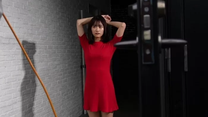 嶺百花 水着 ビキニ ランジェリー 下着 グラビア 写真集 第53回ミス日本コンテスト 準グランプリ 水の天使受賞 お天気リポーター テレビ東京 アナウンサー テレ東 女子アナ