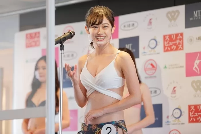 嶺百花 水着 ビキニ ランジェリー 下着 グラビア 写真集 第53回ミス日本コンテスト 準グランプリ 水の天使受賞 お天気リポーター テレビ東京 アナウンサー テレ東 女子アナ
