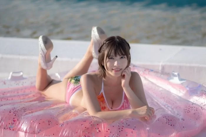 村上りいな ヌード 濡れ場 水着 ビキニ ランジェリー 下着 グラビア 写真集 フラミングの法則 撮影会