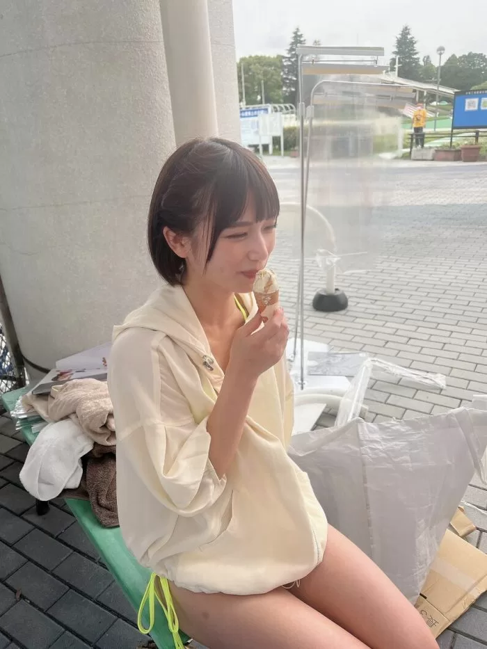 村上りいな ヌード 濡れ場 水着 ビキニ ランジェリー 下着 グラビア 写真集 フラミングの法則 撮影会